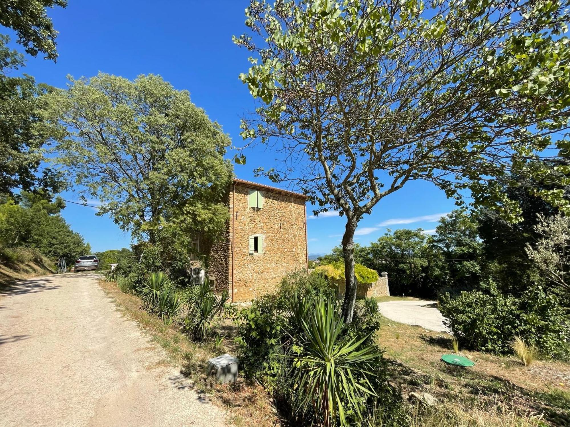 Les Yourtes De Provence Saint-Paulet-de-Caisson Eksteriør billede